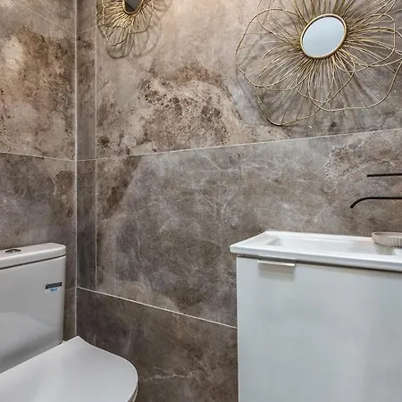 Appartement 2 Bedroom In Puerto Banus With Open Sea Views Marbella