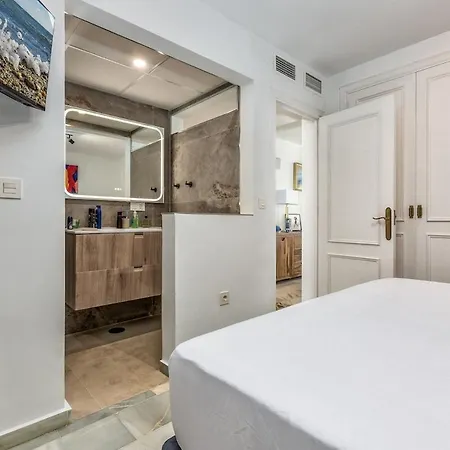 2 Bedroom In Puerto Banus With Open Sea Views Marbella